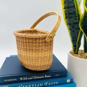 Vintage Nantucket Style D-Shape Woven Wall Basket with Swing Handle Natural
